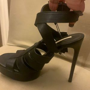 Cute Zara black strap heels